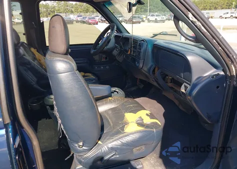 1998 Chevrolet Gmt-400 Fleetside z USA, uszkodzony, nr VIN 2GCEC19R3W1113605